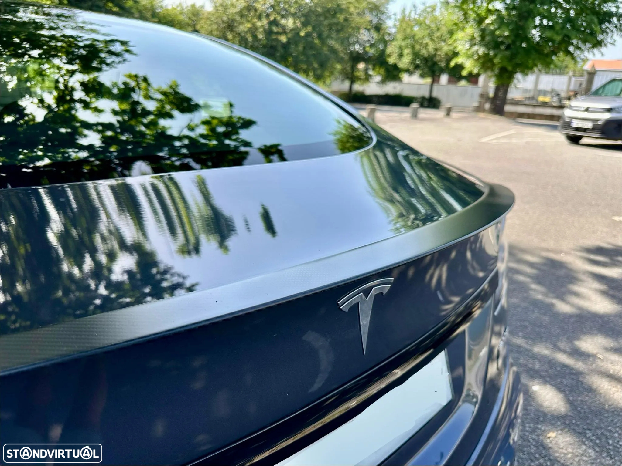 Tesla Model S Plaid AWD - 16