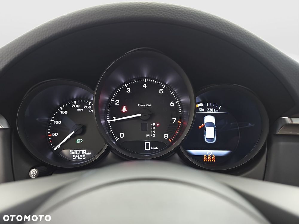 Porsche Macan Standard - 15