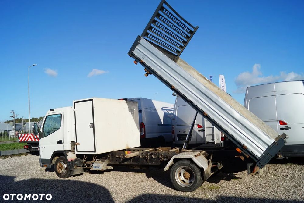 Mitsubishi Canter - 2