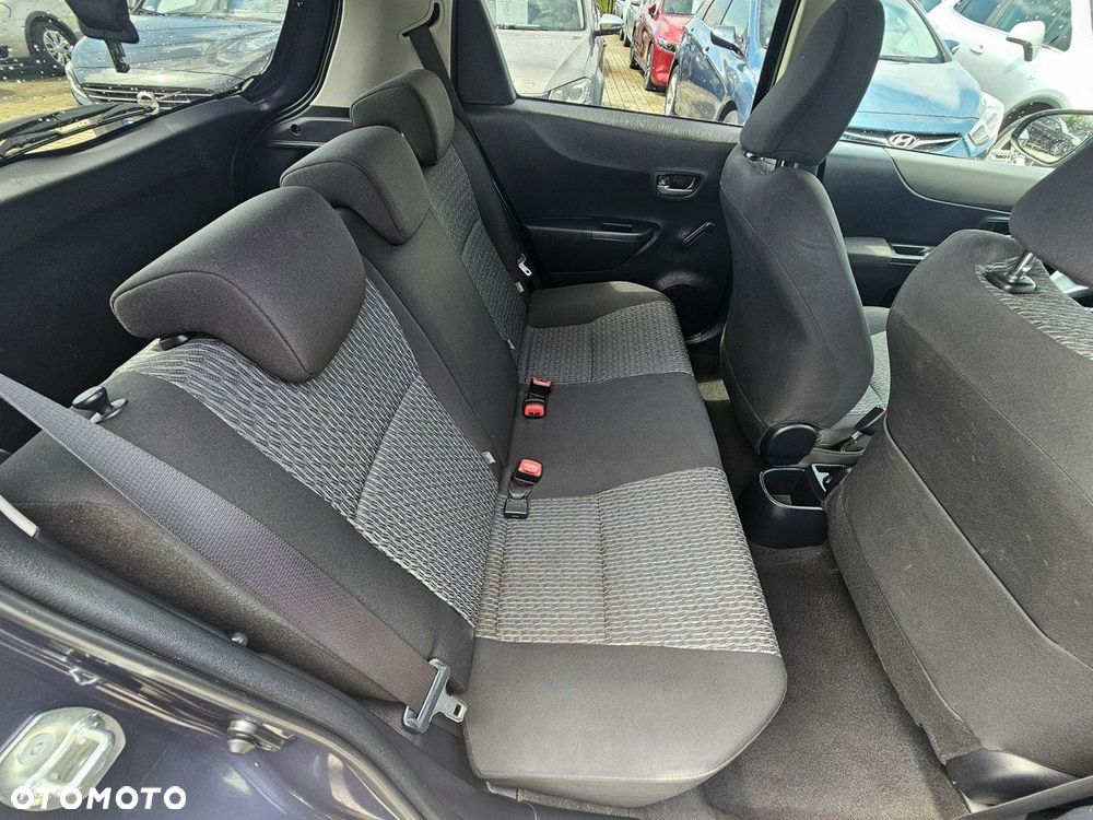 Toyota Yaris 1.33 VVT-i Comfort - 30