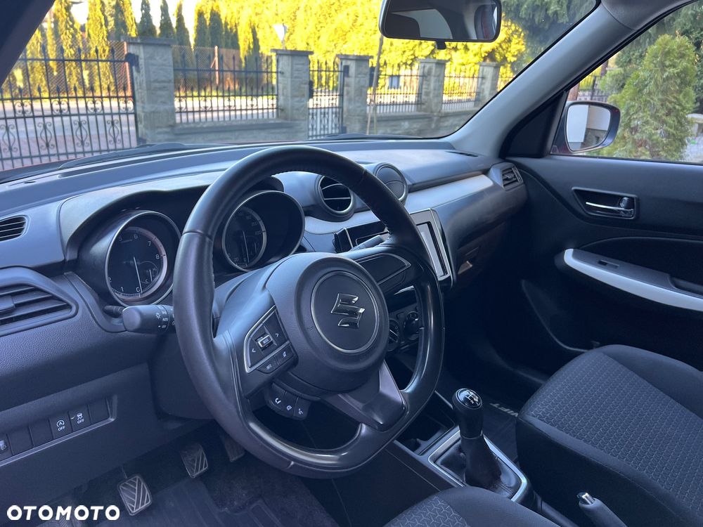 Suzuki Swift 1.2 Dualjet Hybrid Allgrip Comfort - 10