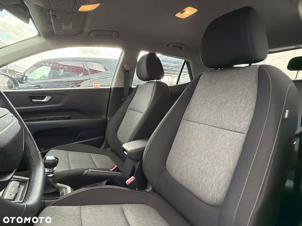 Kia Stonic 1.0 T-GDI M - 13