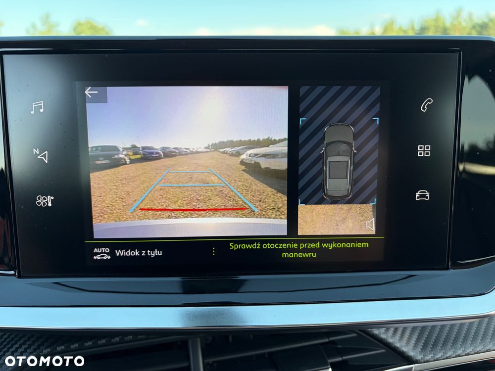 Peugeot 2008 PureTech 130 EAT8 Allure - 23