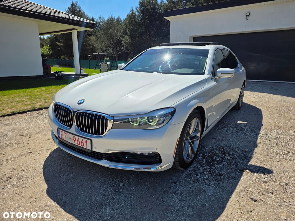 BMW Seria 7 740Li Edition Exclusive - 1