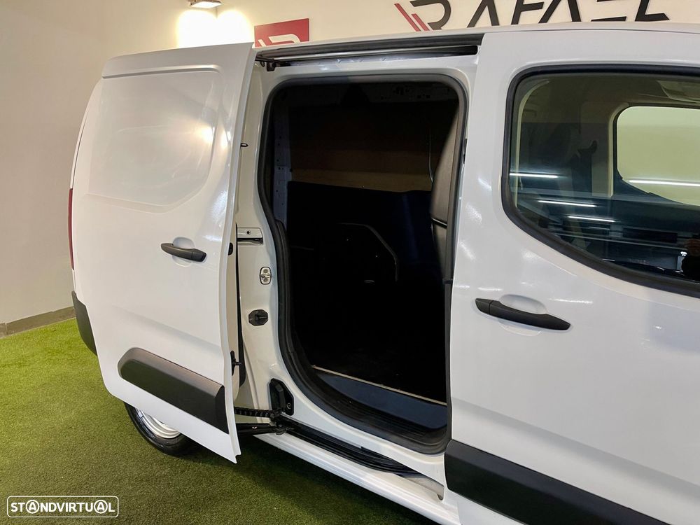 Peugeot Partner 1.5 BlueHDi Asphalt Longa - 21