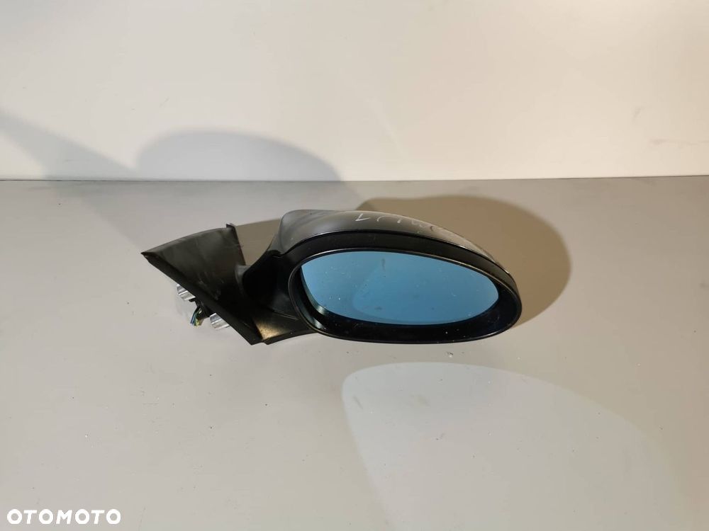 LUSTERKO PRAWE DRZWI BMW 1 E81 E82 E87 E88 - 2