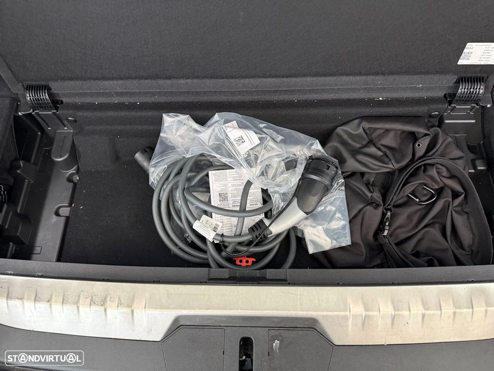 BMW 320 e Corporate Edition Auto - 14