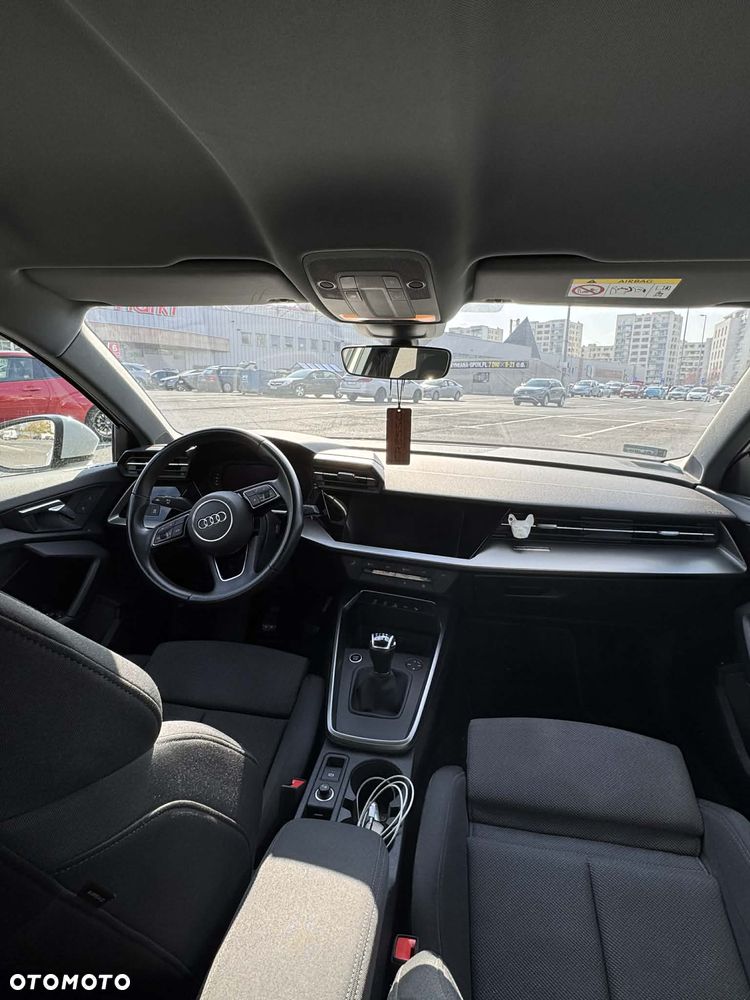 Audi A3 Limousine 35 TFSI S Line - 6