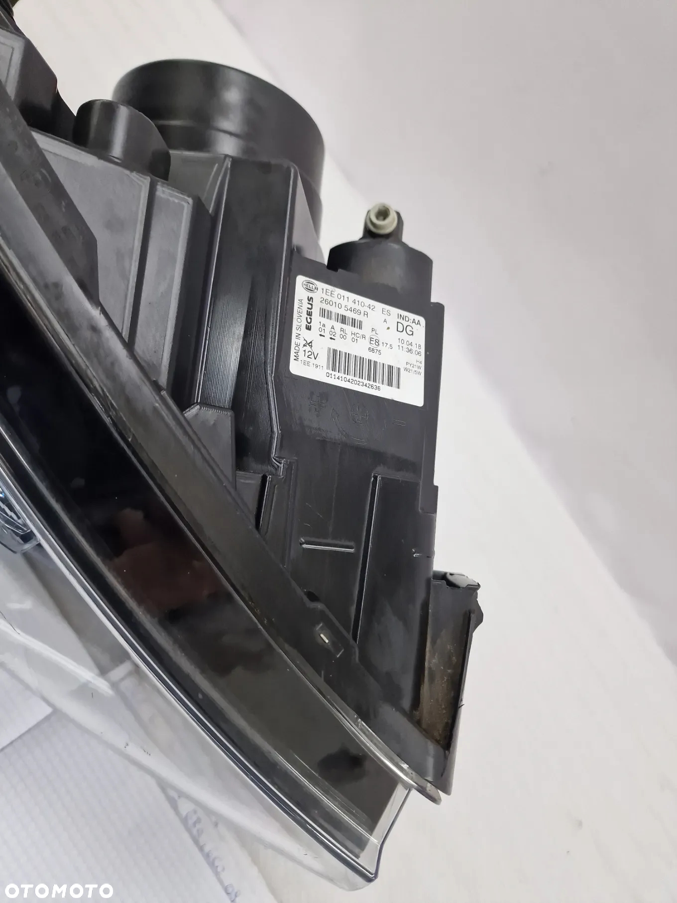 RENAULT TRAFIC 3 III PRAWA ZWYKŁA LAMPA PRZEDNIA PRZÓD , NR 260105469R , NR AUKCJI LA8 - 8