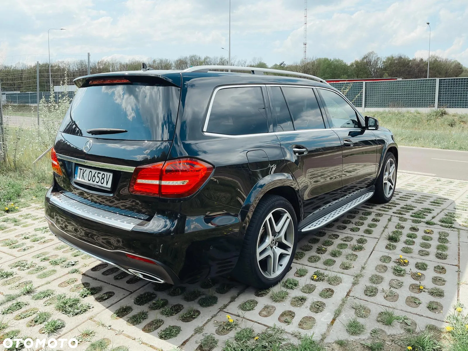Mercedes-Benz GLS 350 d 4-Matic - 16
