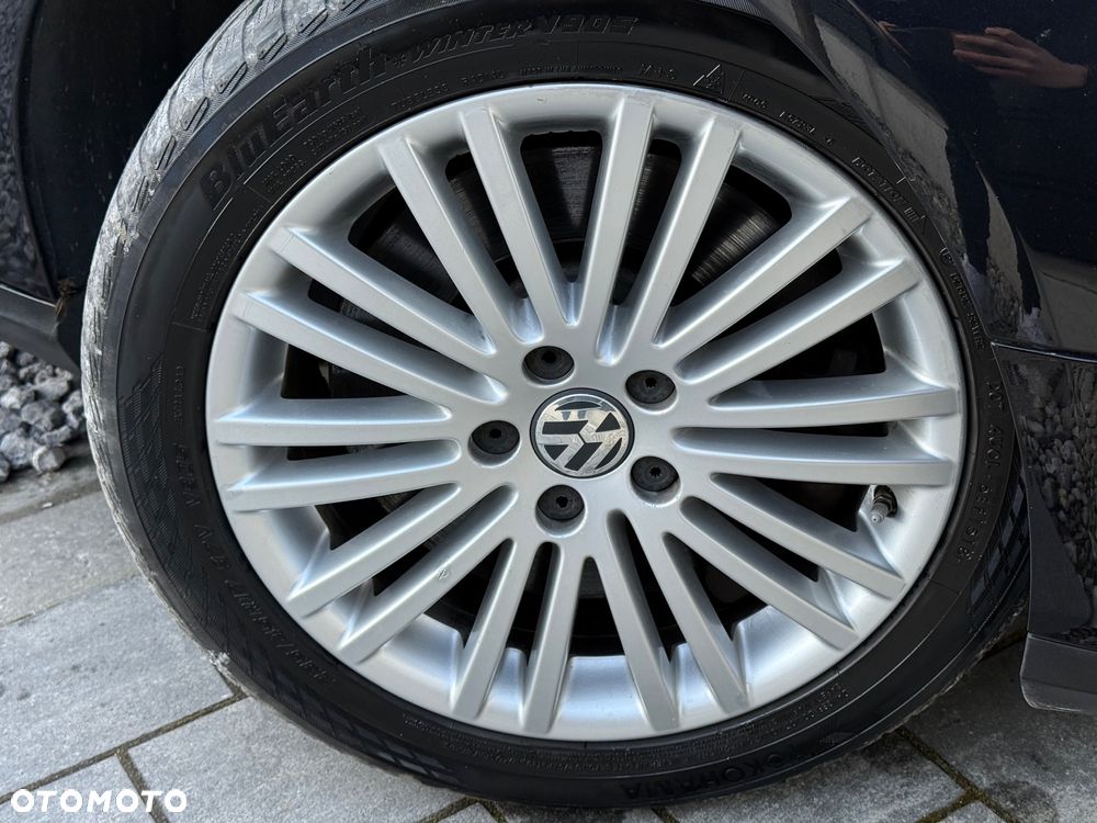 Volkswagen Passat - 15