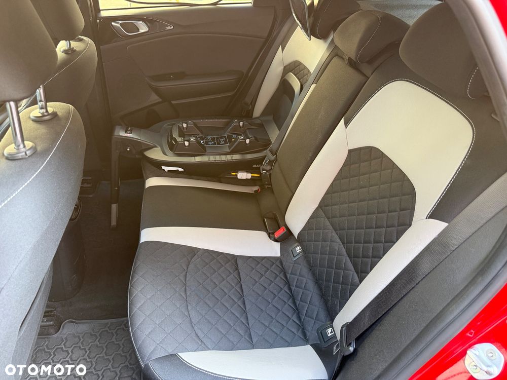 Kia Ceed 1.4 T-GDI GT-Line DCT - 17