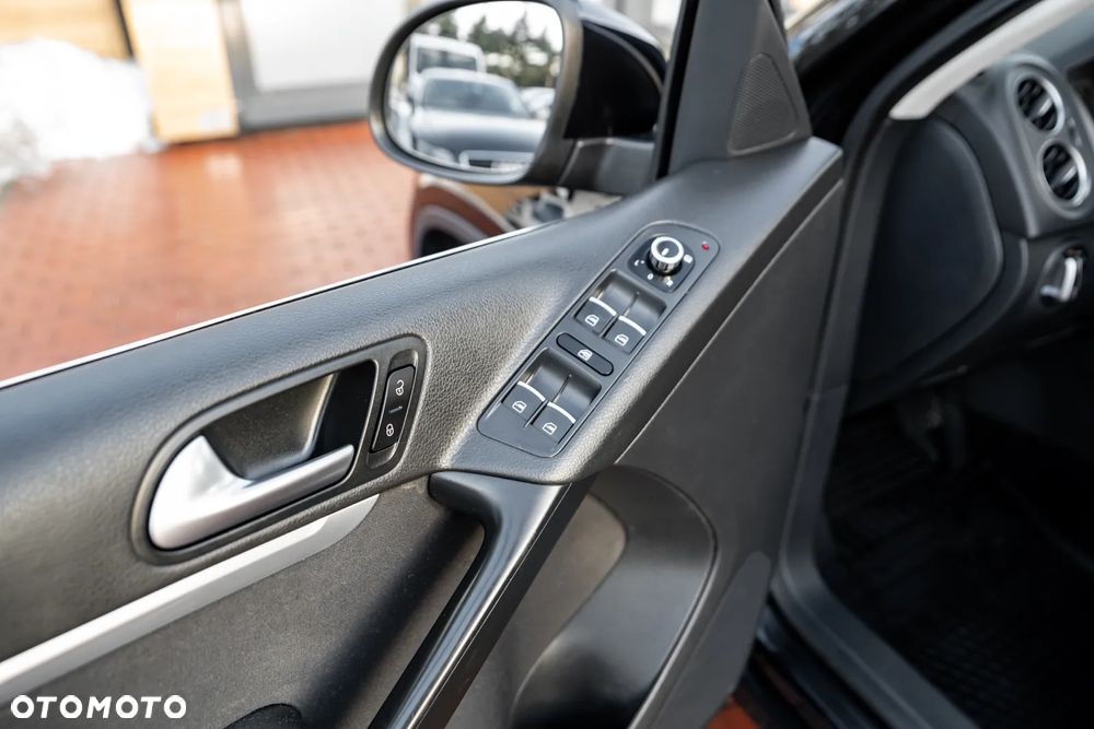 Volkswagen Tiguan 2.0 TSI 4Motion DSG Cup Sport & Style - 20