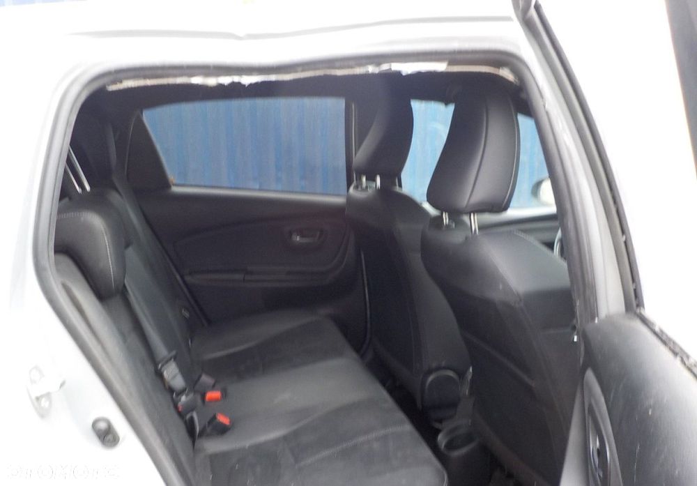 Toyota Yaris - 23