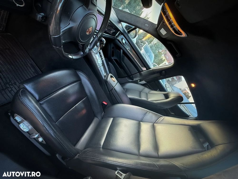 Porsche Panamera - 11