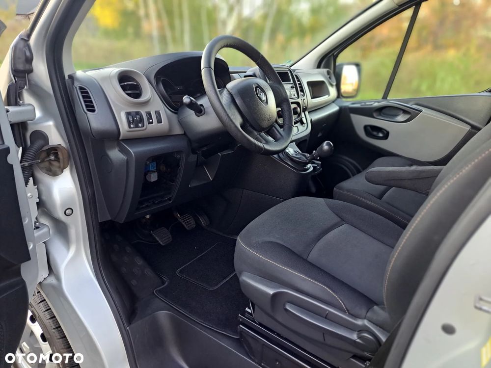 Renault Trafic - 10