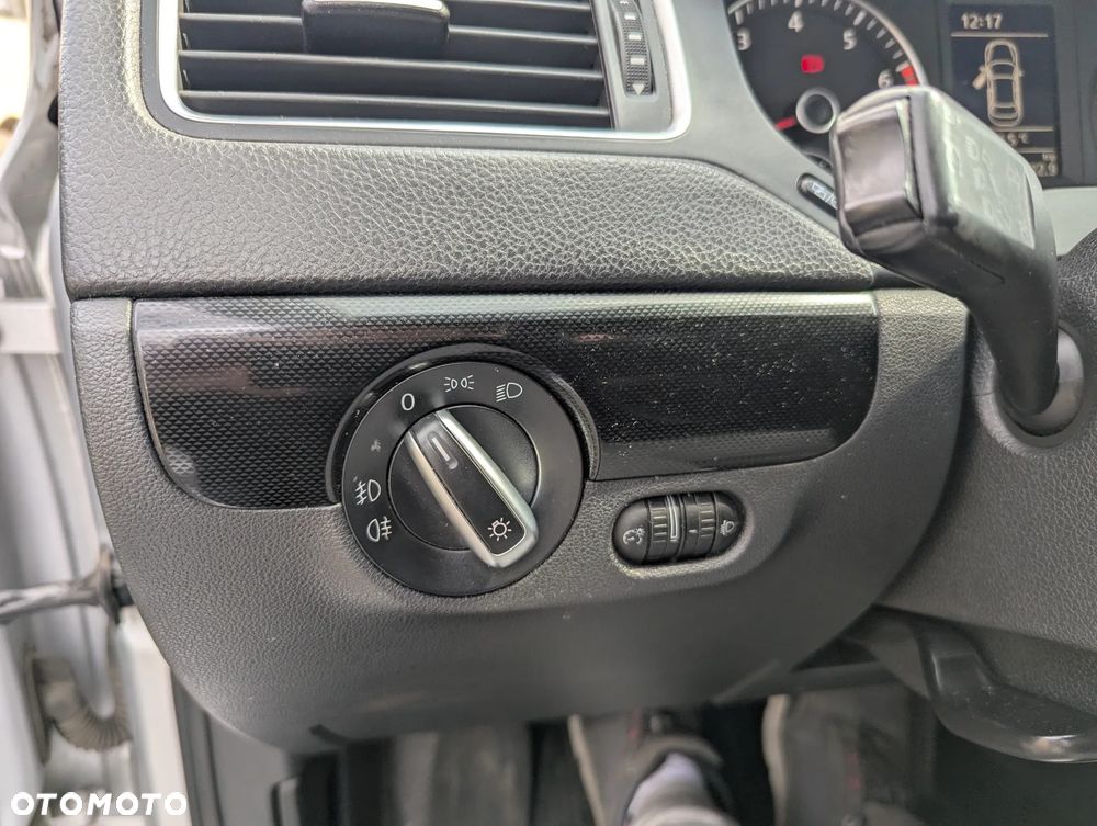 Volkswagen Jetta 1.4 TSI Comfortline - 25