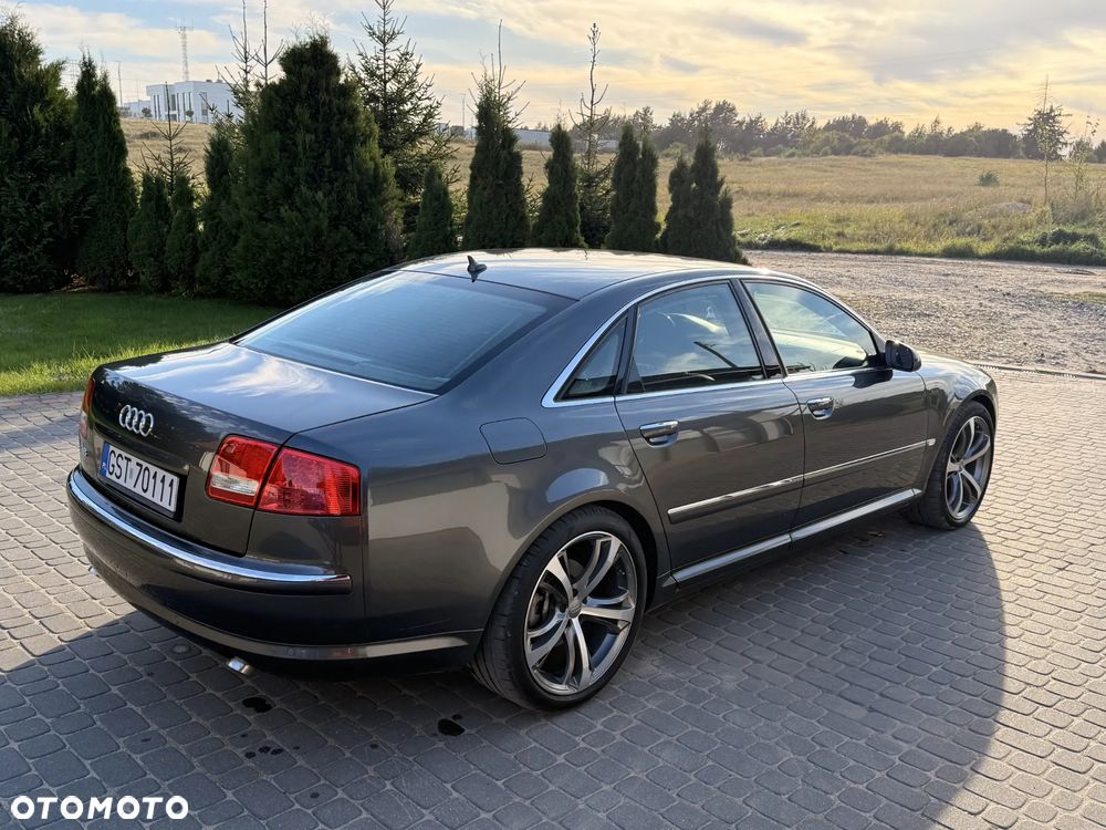 Audi A8 4.2 TDI Quattro - 10