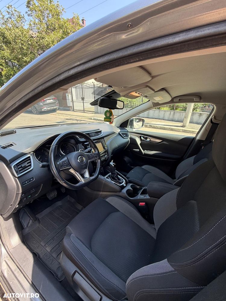 Nissan Qashqai 1.6 DCI Start/Stop X-TRONIC N-Connecta - 9