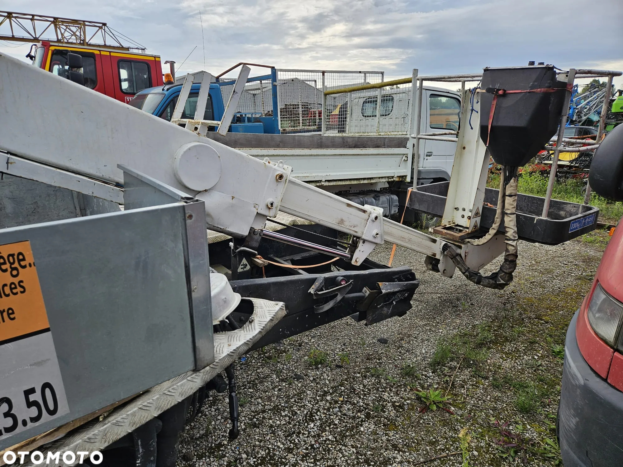Nissan Cabstar - 4