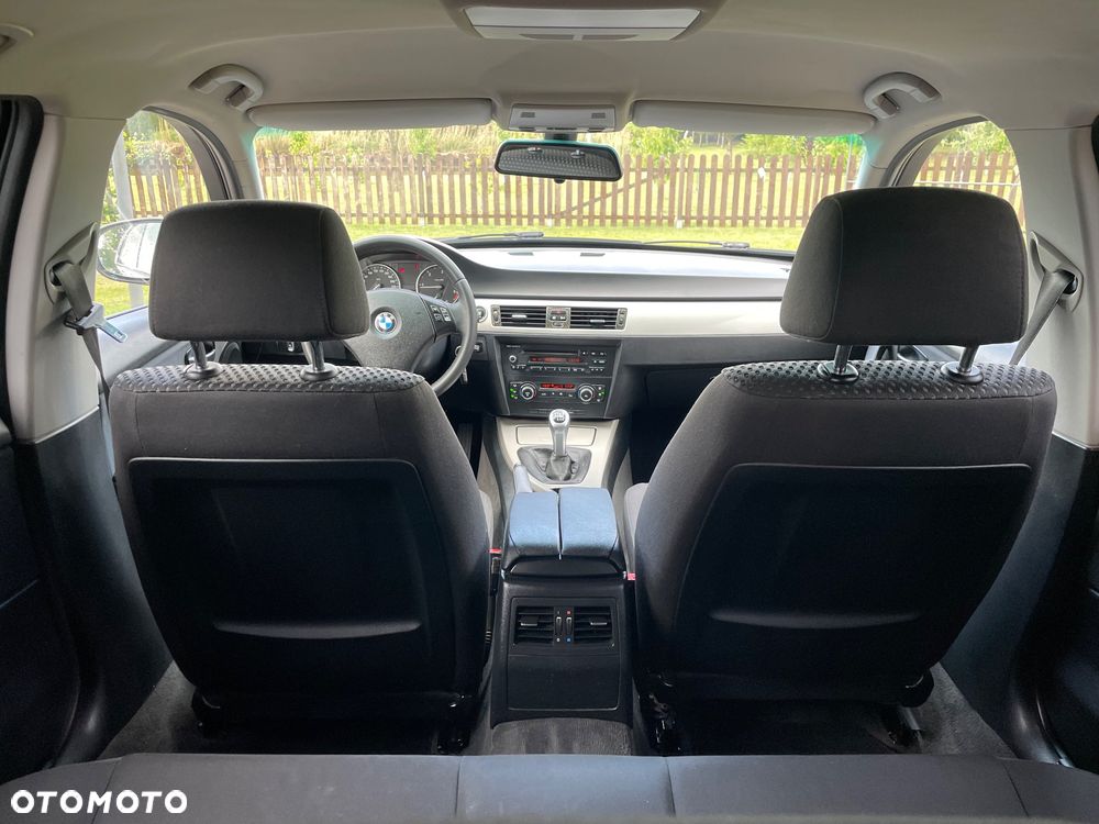 BMW Seria 3 - 18