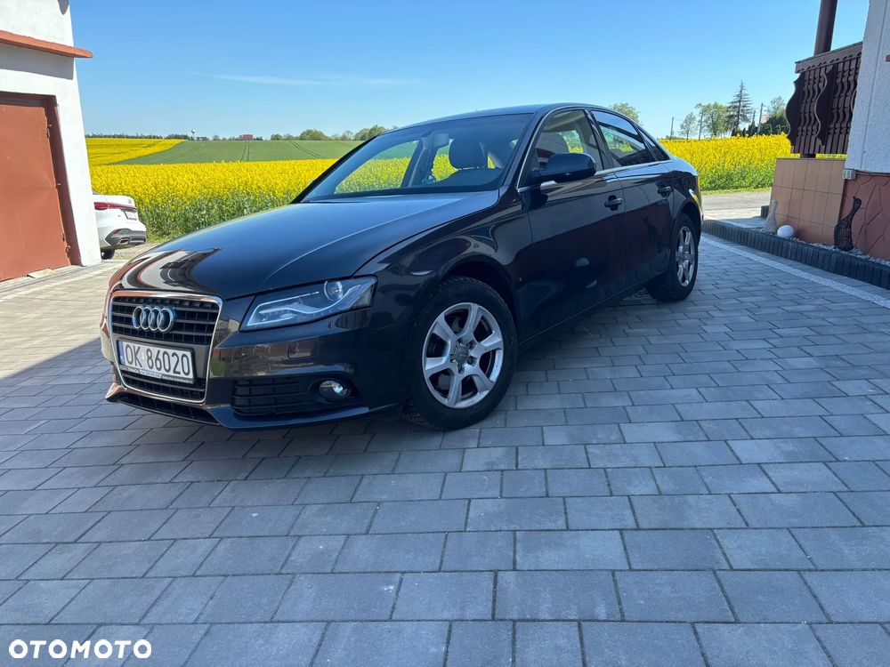 Audi A4 Limousine - 2