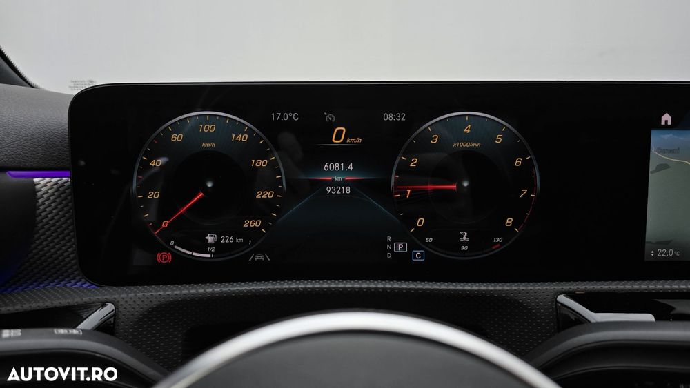 Mercedes-Benz A - 16