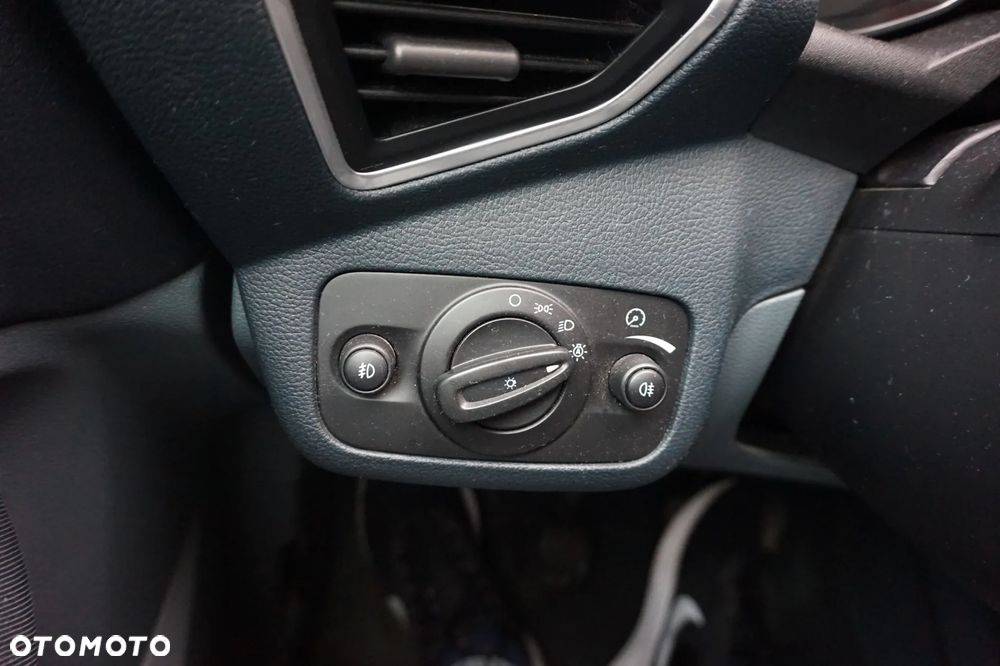 Ford Grand C-MAX - 22