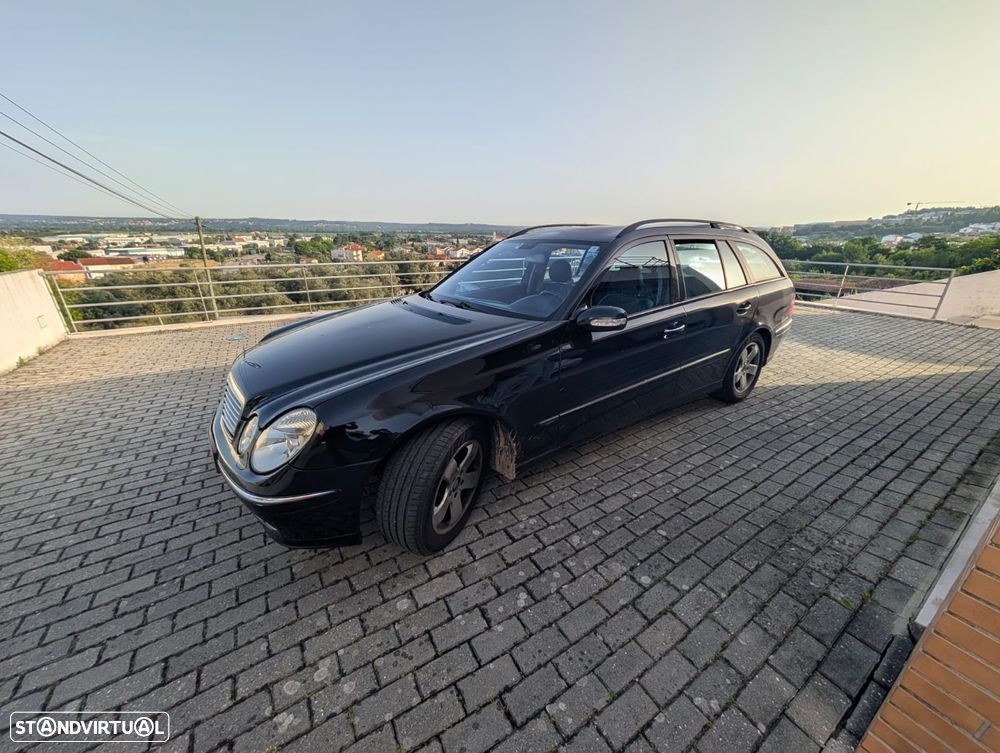Mercedes-Benz E 220 CDi Avantgarde - 2