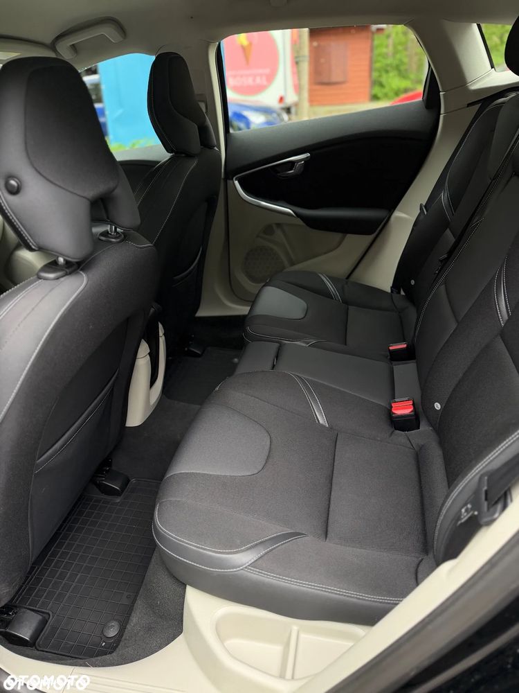 Volvo V40 D2 Powershift Momentum - 21