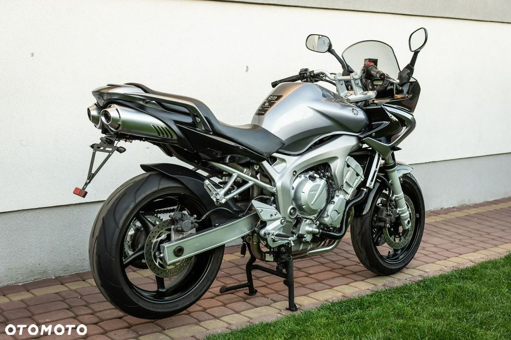 Yamaha FZ - 3