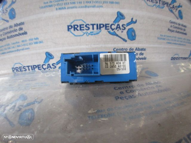 Interruptor 96573404XT PEUGEOT 1007 2006 1.4 HDI 0P FECHO CENTRAL ESP - 2