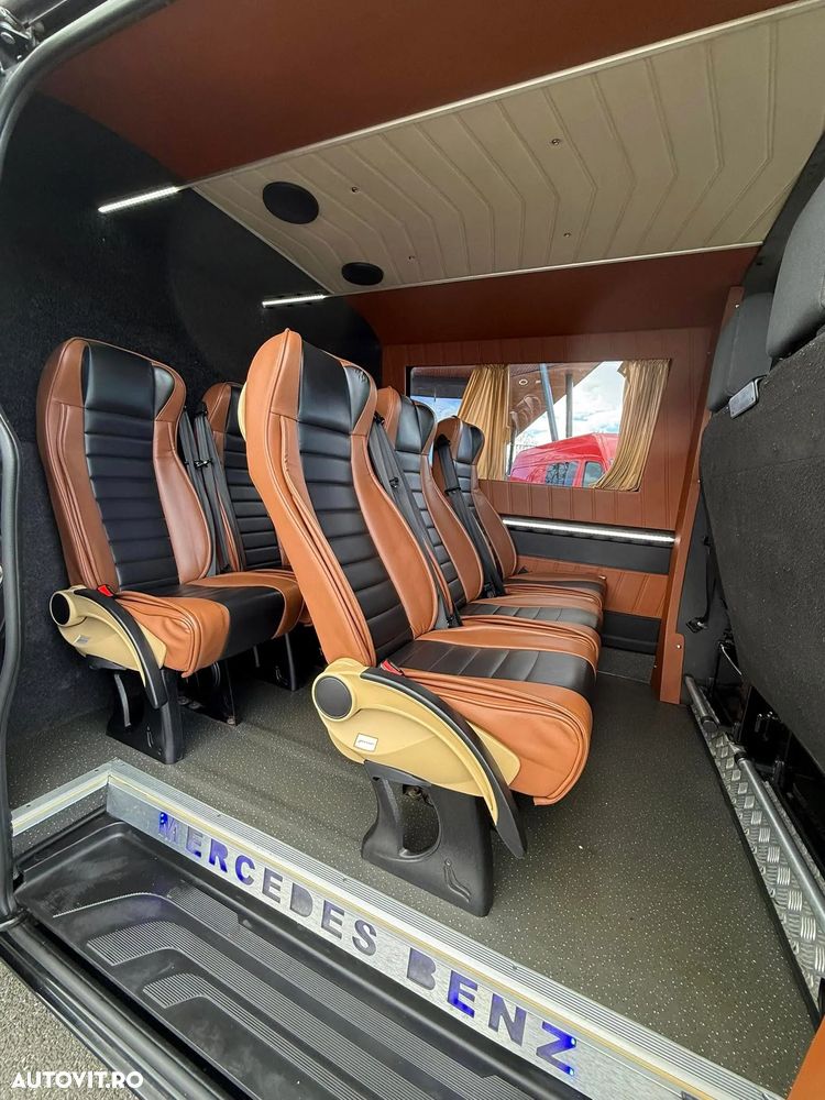 Mercedes-Benz Sprinter - 12