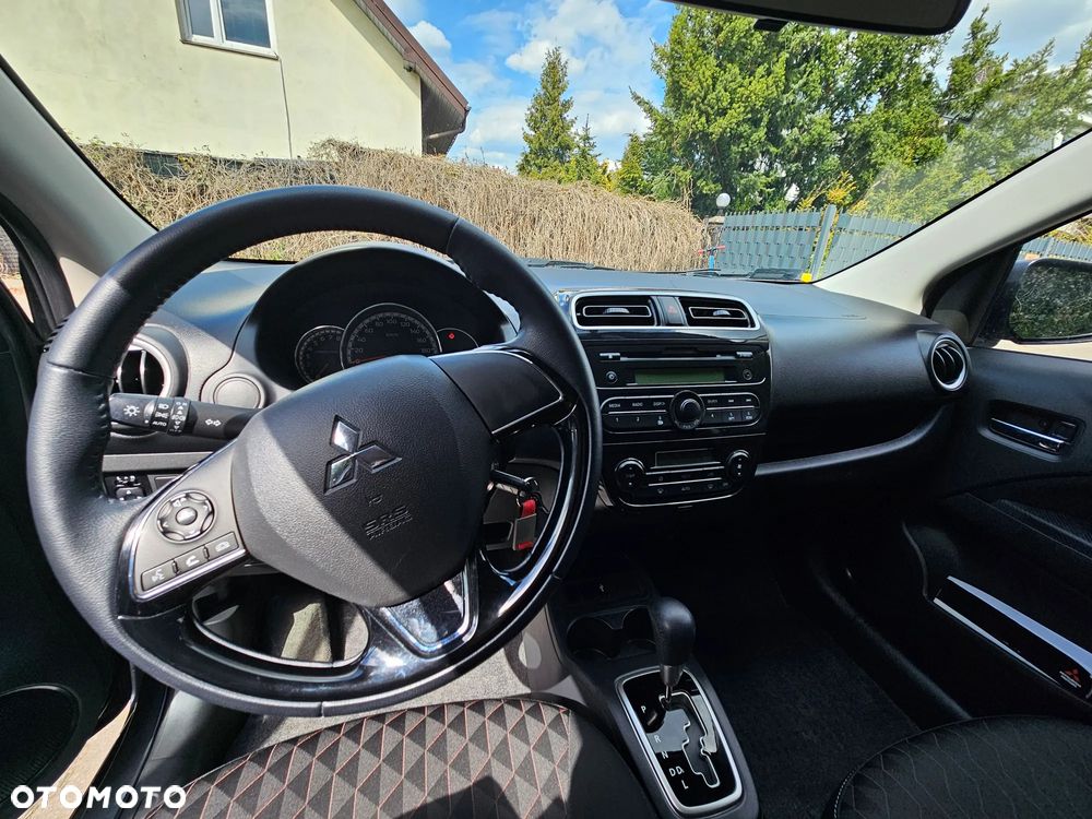 Mitsubishi Space Star 1.2 Intense CVT - 9