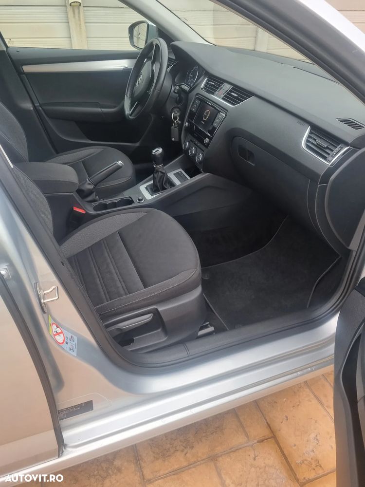 Skoda Octavia 1.6 TDI Ambition - 7