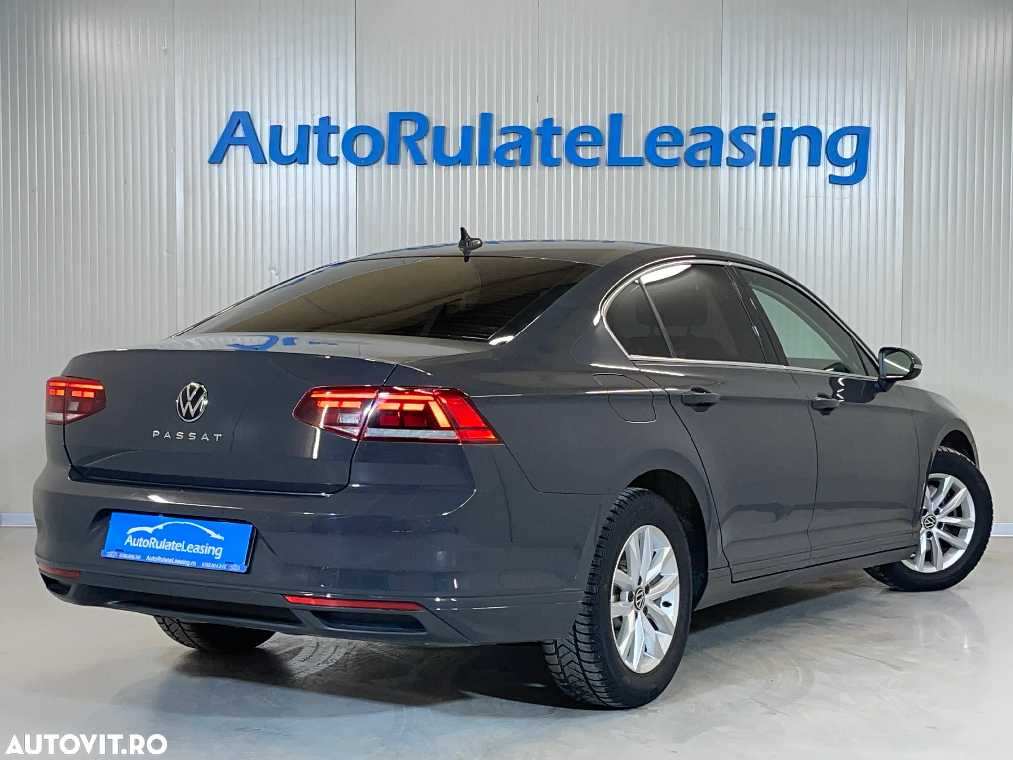 Volkswagen Passat 2.0 TDI DSG Comfortline - 3