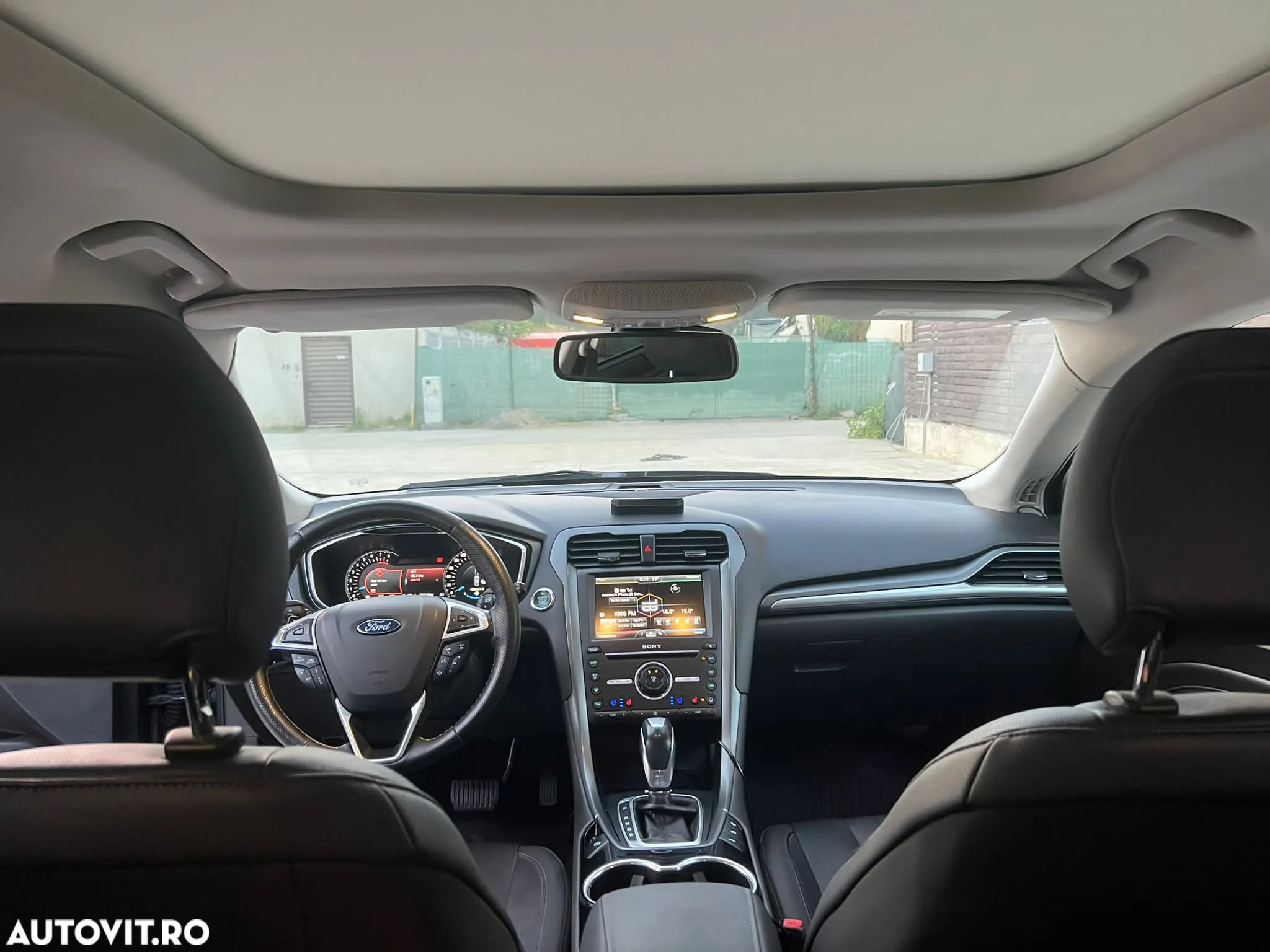 Ford Mondeo 2.0 EcoBoost Powershift Titanium - 14