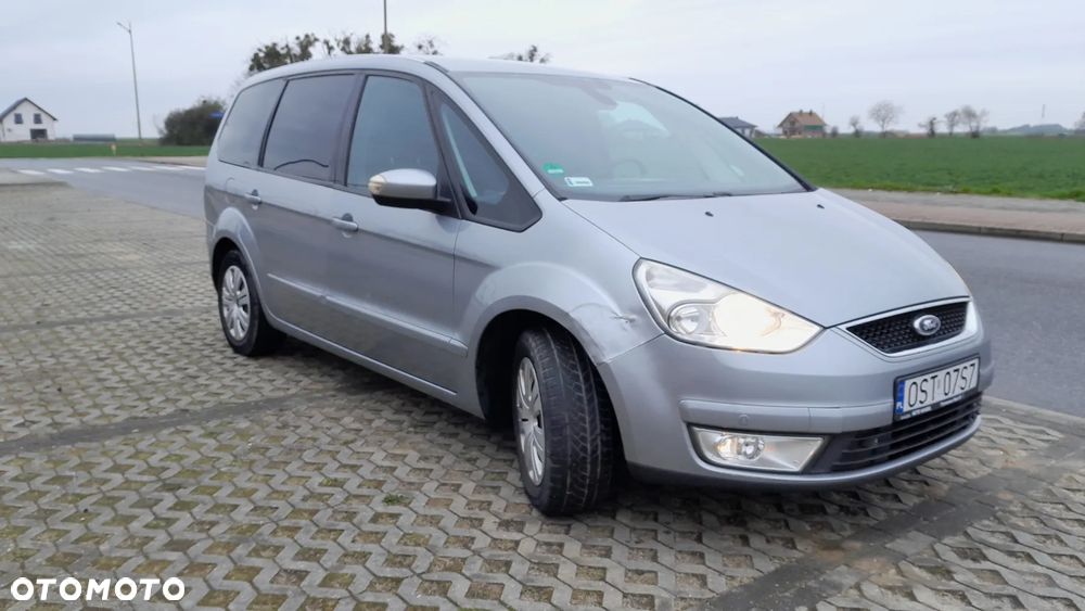 Ford Galaxy 2.0 Concept - 2