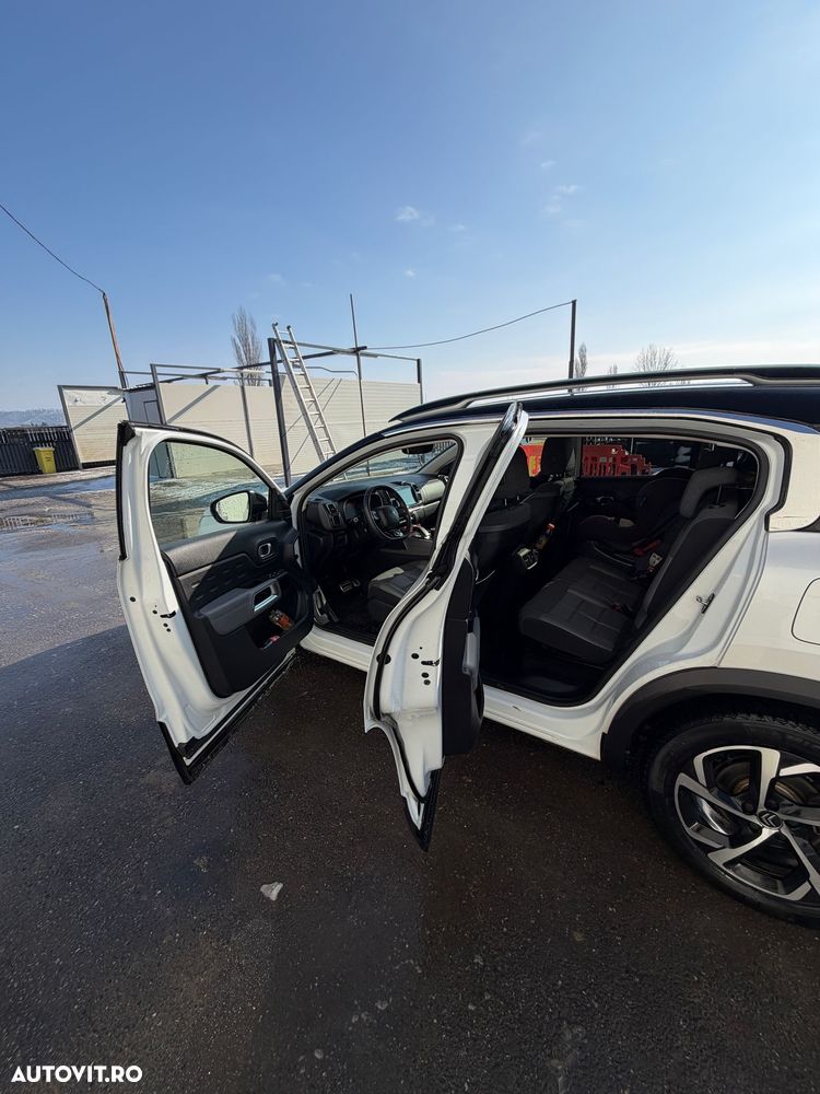 Citroën C5 Aircross 1.6 FWD 225 EAT8 Shine - 25