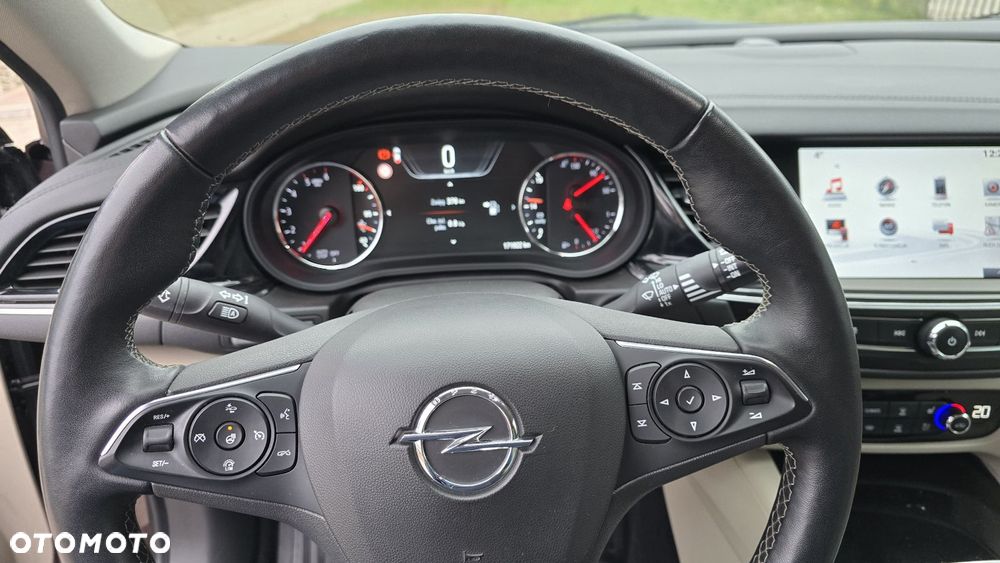 Opel Insignia 2.0 CDTI S&S - 22