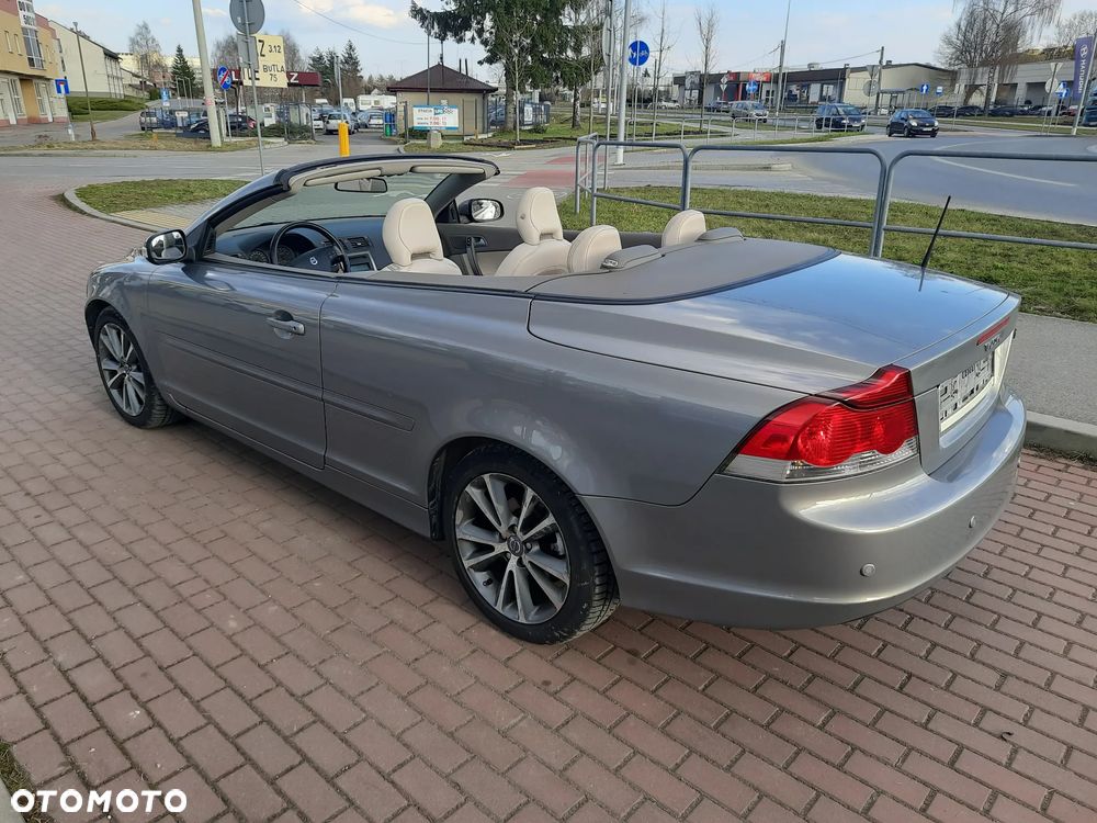 Volvo C70 - 28