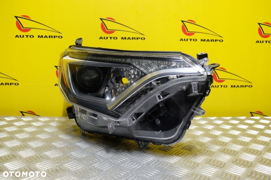 TOYOTA RAV4 2015- REFLEKTOR LAMPA ZWYKŁA LED R USA - 3