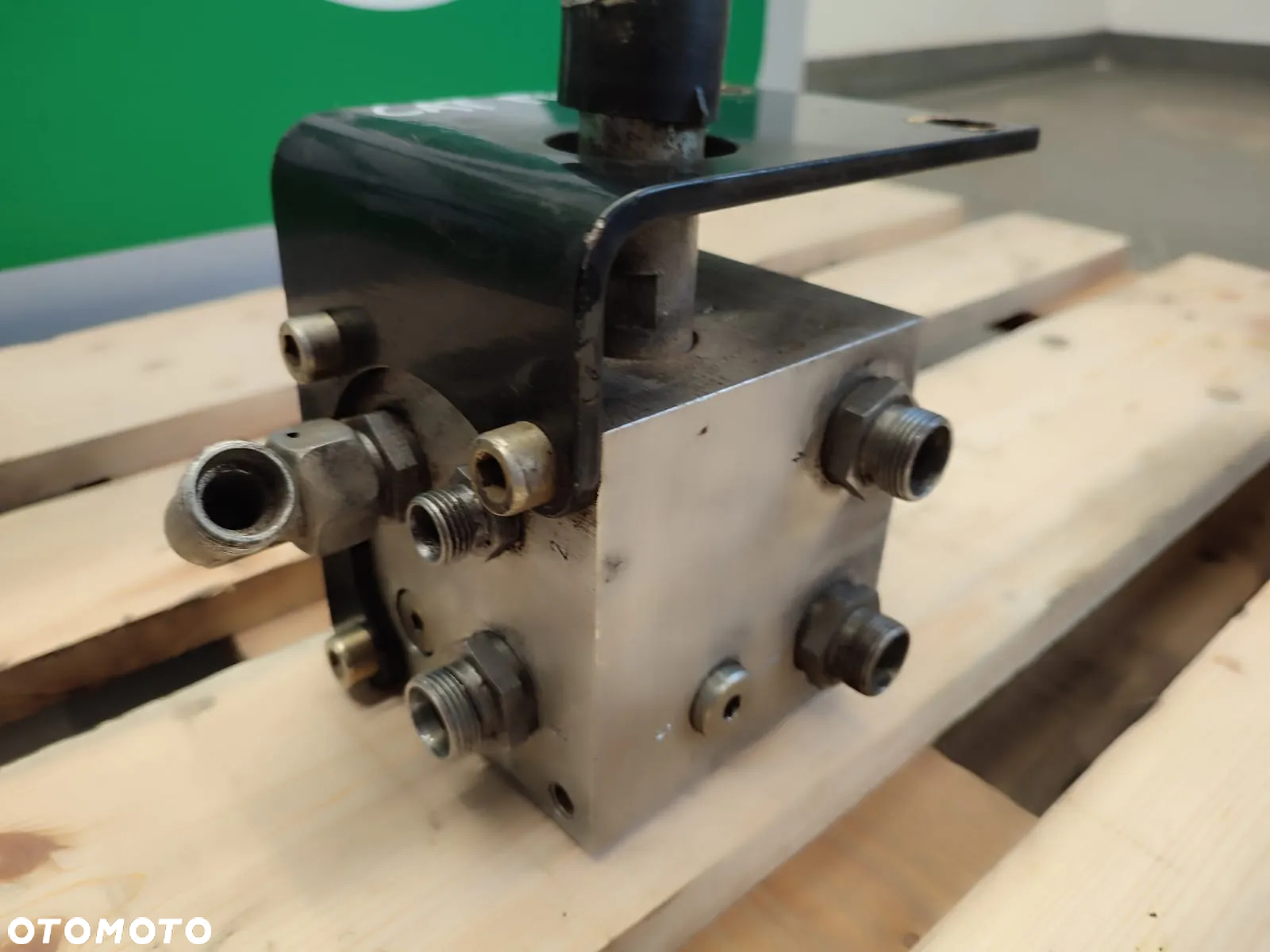 Zawór hydrauliczny Blok 16254200 CAT TH 62 - 5