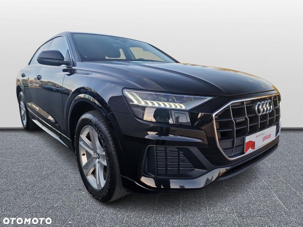 Audi Q8 - 24