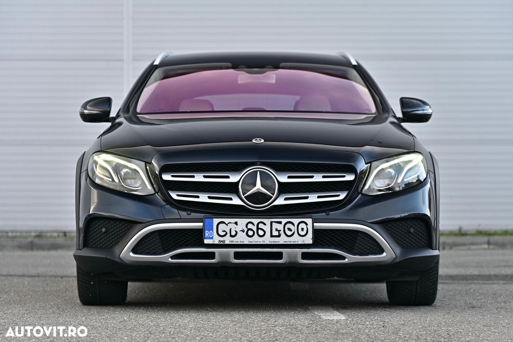 Mercedes-Benz E 220 d T-Modell 4MATIC Aut - 2