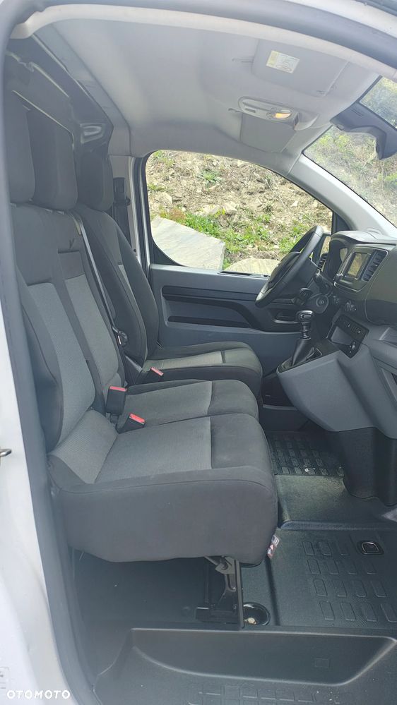 Opel Vivaro - 19