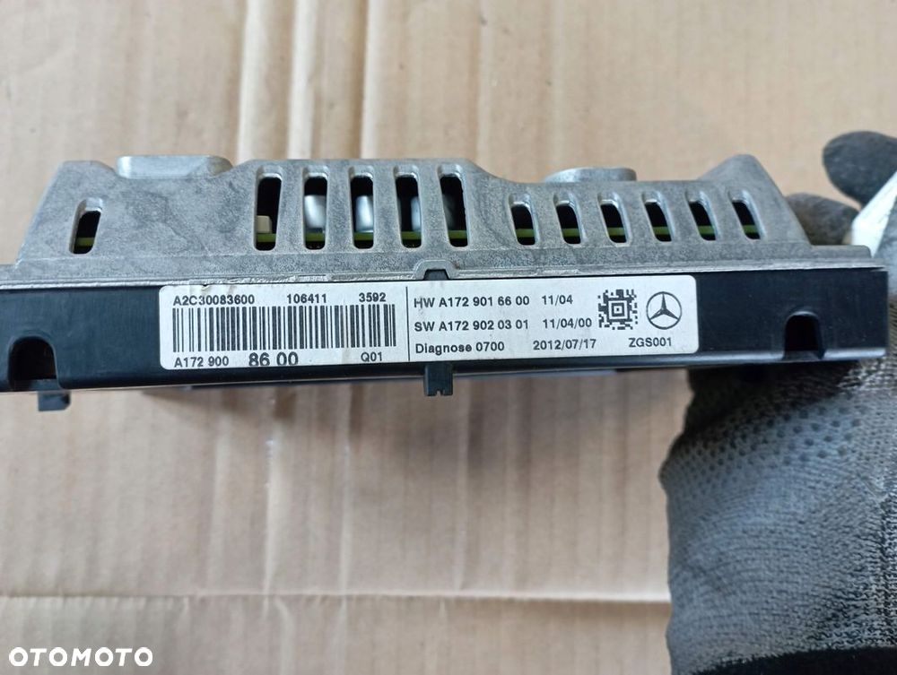 MERCEDES W204 WYŚWIETLACZ EKRAN A1729008600 - 2