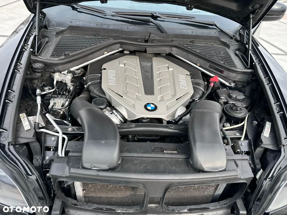 BMW X6 - 33