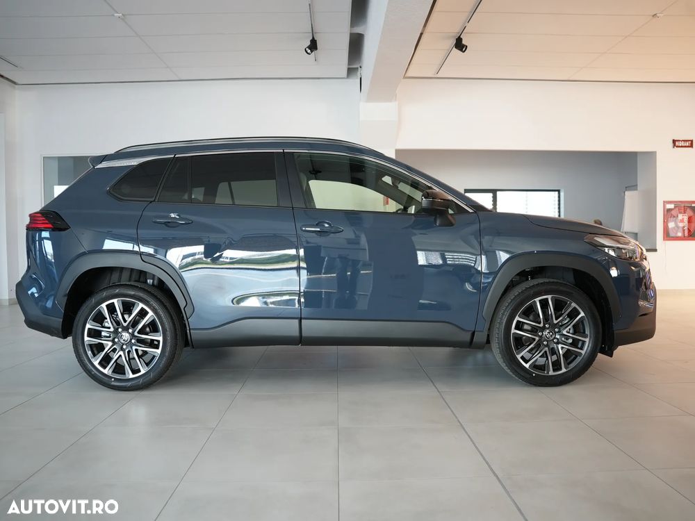 Toyota Corolla Cross - 3