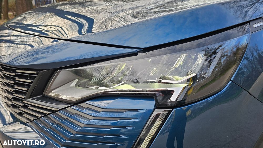 Peugeot 3008 PHEV 300 EAT8 4X4 Allure Pack - 16